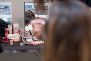 Green Inspiration Fashion News Magazine Chic Zone Accademia loreal (5)